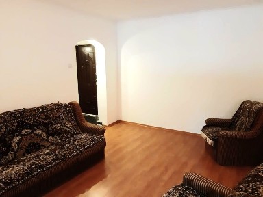 De vanzare / Vand Apartament 2 Camere, Ploiesti, Bulevardul Bucuresti