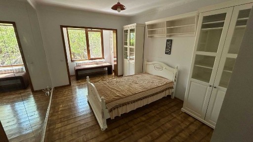 Apartament tip Duplex de 135 mp, 250 mp gradina, 3 locuri de paracare - 1141 E/mp
