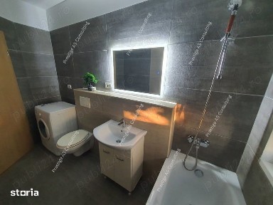 Închiriez apartament, 65mp, loc de parcare