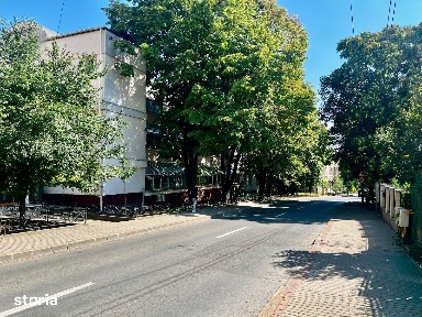 Spatiu Comercial, 68 m²