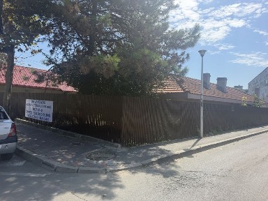 Casa cu teren de vanzare