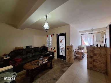 Apartament cu 2 camere, 46 mp, etajul 1, zona Stejarului