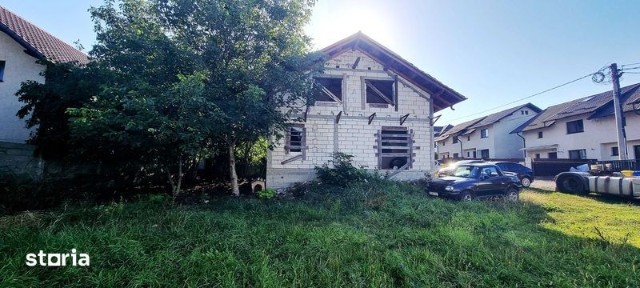 Vanzare casa la rosu Sf. Ilie - Dealul Crucii