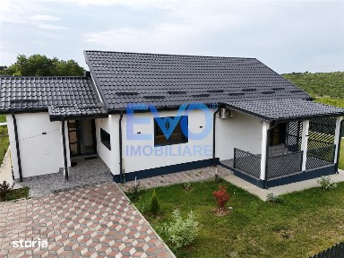Casa de vanzare, teren 588 mp, 4 camere, 2 bai, 0 comision, in Visan
