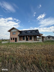 Casă la roșu de vânzare | 182 mp utili | Teren 550 mp