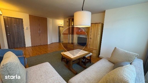 DE ÎNCHIRIAT apartament spatios cu 2 camere în vilǎ