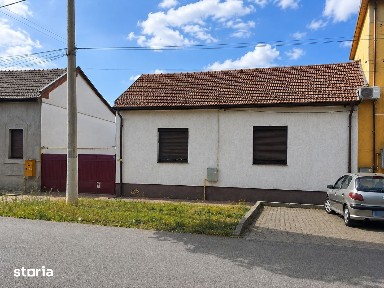 Casă recent renovată în cartierul Pârneava -Arad•400 mp teren•Oituz