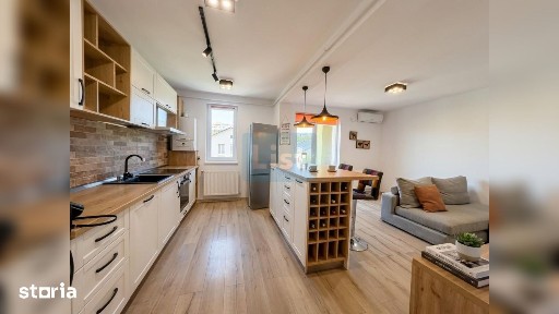 Apartament 3 camere Valea Lupului 74 mp utili 2 balcoane Etaj 2 din 3