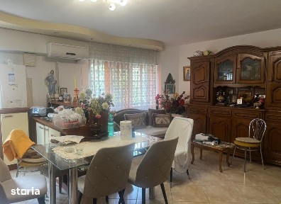 Apartament 3 camere Podul de Fier, 70 metri, etaj 1 Cod:163220