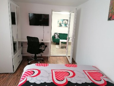 Apartament Centru TOTUL INCLUS pentru 2 Studenți gaz, apa, energie electrică etc