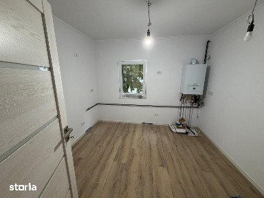 Dambovita-etaj 1-3 camere-2 bai-2 balcoane-renovat
