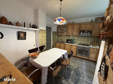 Apartament 3 camere zona Piata Centrală