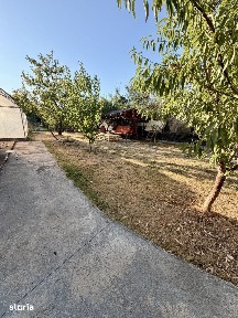 Casa individuala in vatra veche din Giarmata Mare