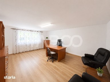 Spatiu bioru de vanzare Sub Arini - Ciprian Porumbescu gradina parcare