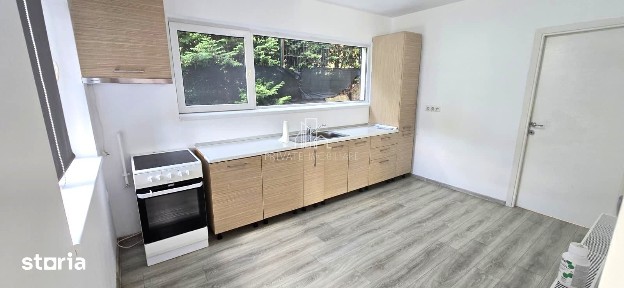 Casa 4 Camere 140 Mp/Teren 500 De Inchiriat, Str Principala, Corunca