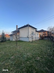 Casa 3 camere + 40 ari teren, zona centrala Targu Lapus