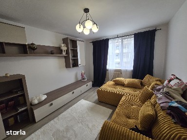 Apartament 4 camere de închiriat, Piatra-Neamt!