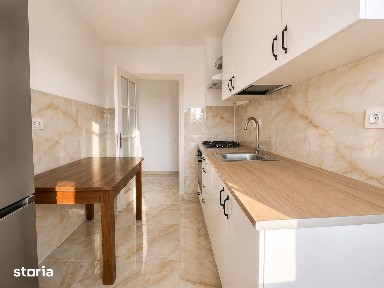 Apartament 3 camere de închiriat zona Tractorul