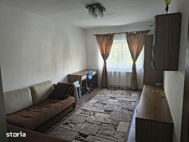 aartament de 3 camere de inchiriat
