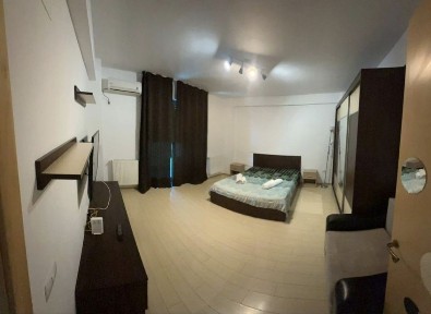 Inchiriez apartament pe termen lung ( zona Hanul cu peste)