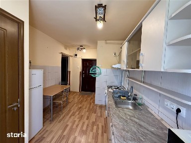 Apartament cu 2 camere de inchiriat, decomandat, la 400 m de UMF