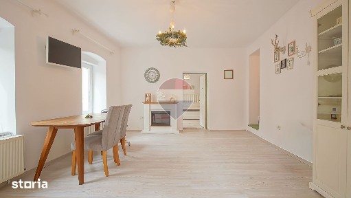 Apartament cu 3 camere, 90 mp, Centrul Istoric