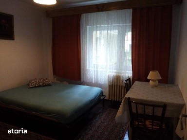 Inchiriez apartament 3 camere