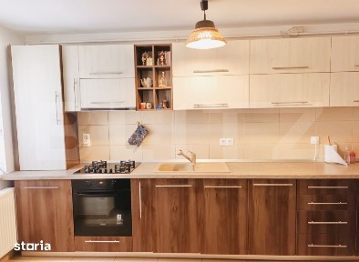 Apartament decomandat cu 3 camere in Tractorul - Coresi