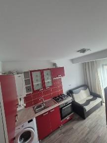 Închiriez apartament cu 2camere decomandate