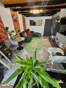 DE VÂNZARE - APARTAMENT CU 3 CAMERE
