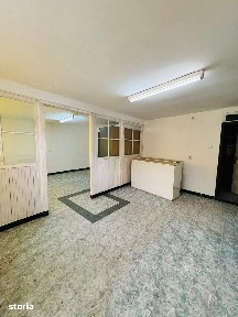 Spatiu comercial si casa zona Cantemir