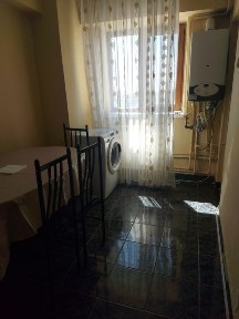 Inchiriez,2cam.cu Centrală termică,Cl.Bucuresti vis-a-vis de McDonald's