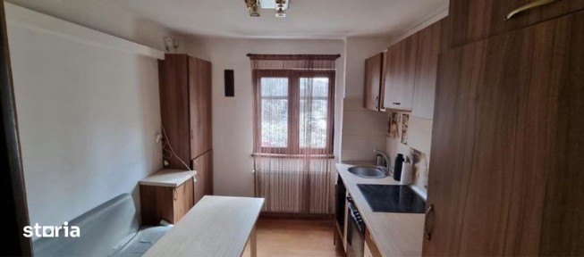 Proprietar, inchiriez apartament 3 camere