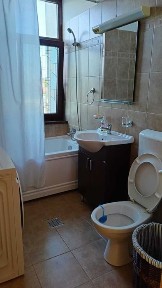Închiriez apartament 2 camere