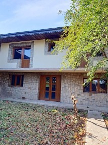 Casa in Tuguieta Barlad jud Vaslui