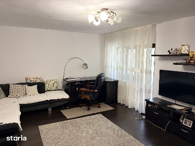 De vanzare apartament cu 3 camere- Targoviste micro V