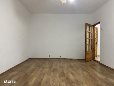 Micro 3, etajul 1! Vanzare apartament cu 3 camere, decomandat