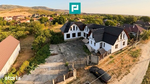 Casă 465 mp cu posibilități multiple în Covăsânț