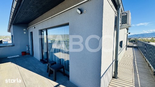 Apartament tip penthouse de vanzare 3 camere 2 bai - terasa mare