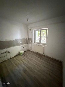 Persoana fizica vand apartament in zona Rondul-Vechi