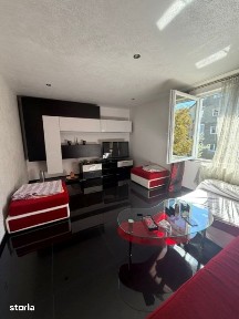 Apartament spatios, etaj 2