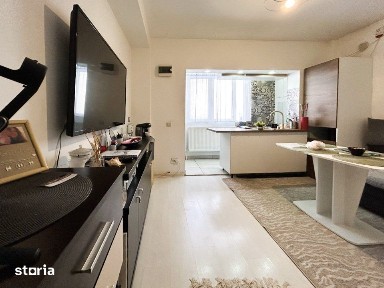 Apartament la pret de garsoniera cu gradina de 35mp + parcare