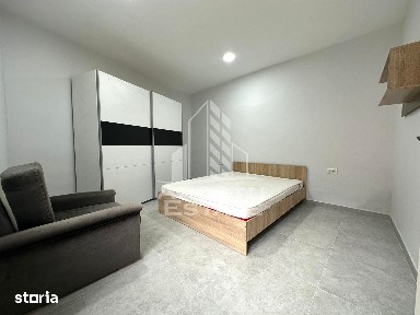Casa cu 3 camere curte comuna