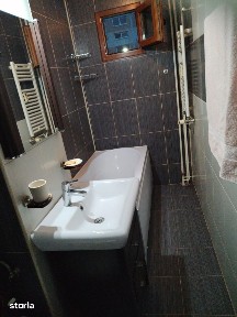 Apartament cu doua camere 250 euro