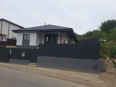 Casă 4 camere Vișani