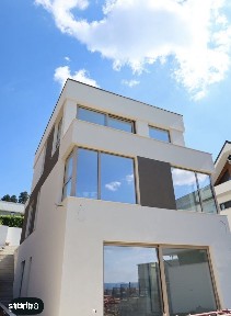 Casa individuala premium cu panorama superba asupra orasului Zona Wand