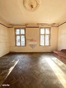 Apartament cu 1 camera de vânzare + boxa pe str George Cosbuc