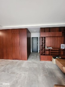 Apartament cu 3 camere, 66 mp, balcon, zona Teilor