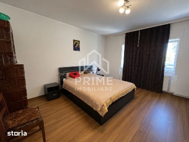 Casa de vanzare | 10 camere + anexe | teren 1.000 mp | zona Piata Daci