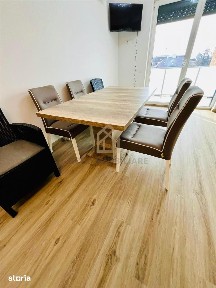 Apartament 3 camere de inchiriat zona Casa Crisan